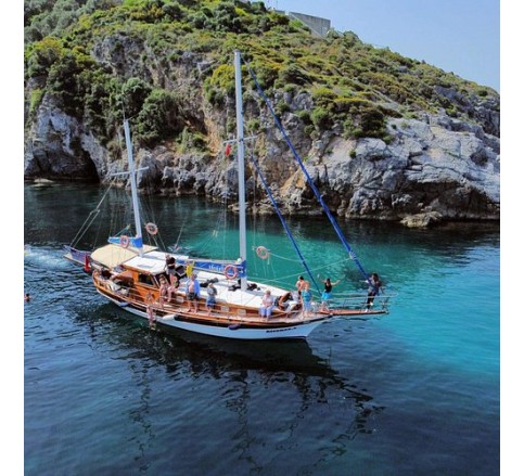 KUŞADASI TEKNE TURU