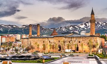VAN - KARS - DOĞU EKSPRESİ TRENİ ve ERZURUM ( 3 GECE KONAKLAMALI )